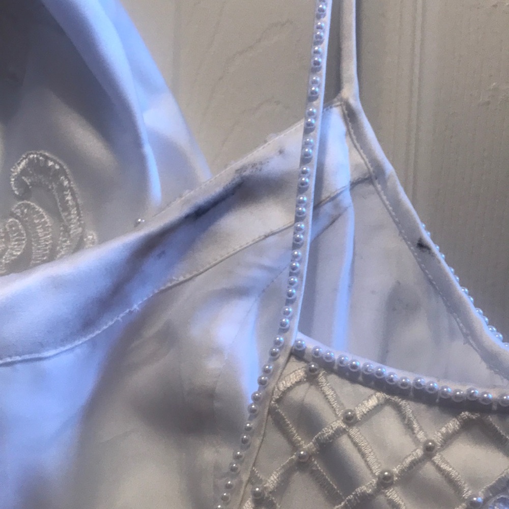 Wedding Gown - Picture 7 of 7